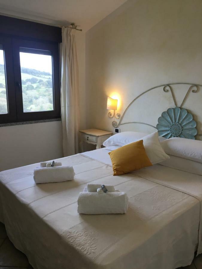 Hotel Sorgente Aglientu Eksteriør bilde