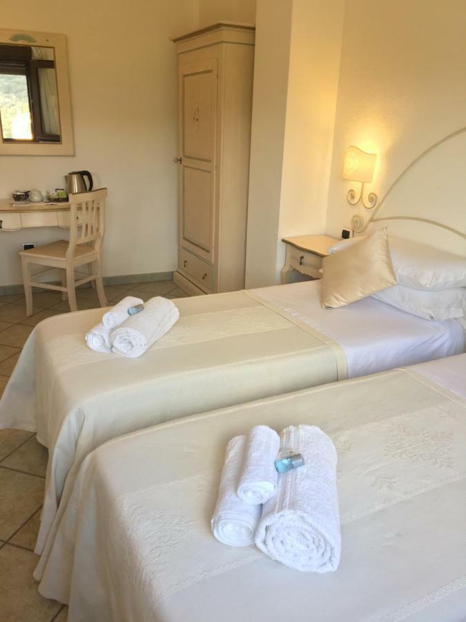 Hotel Sorgente Aglientu Eksteriør bilde
