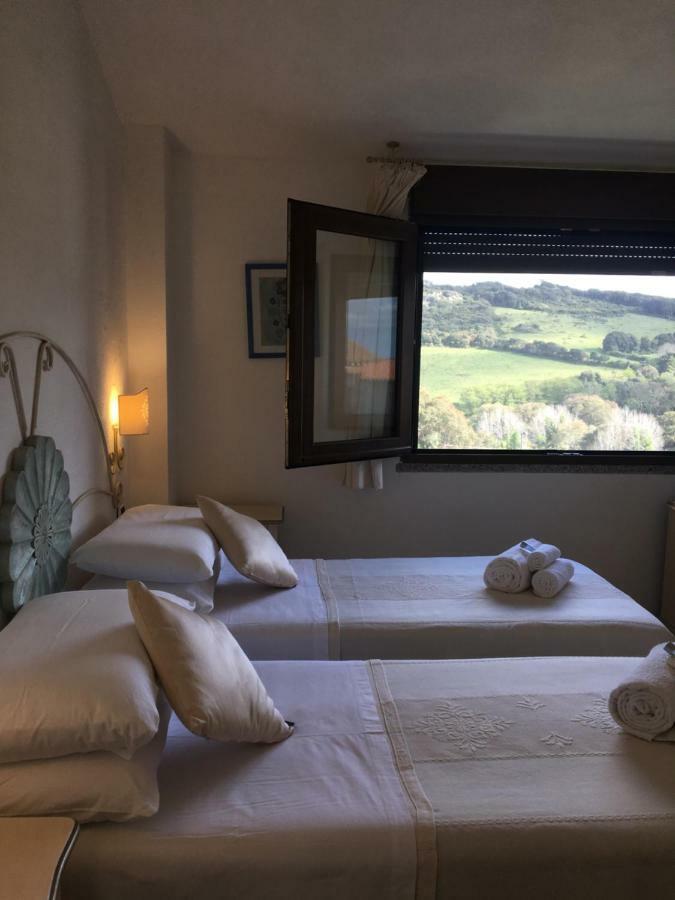 Hotel Sorgente Aglientu Eksteriør bilde