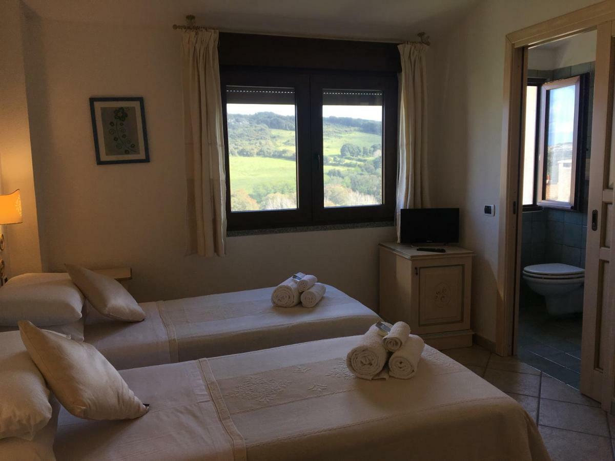Hotel Sorgente Aglientu Eksteriør bilde